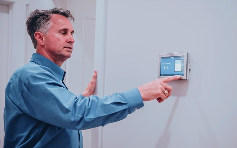 Owner with Thermostat